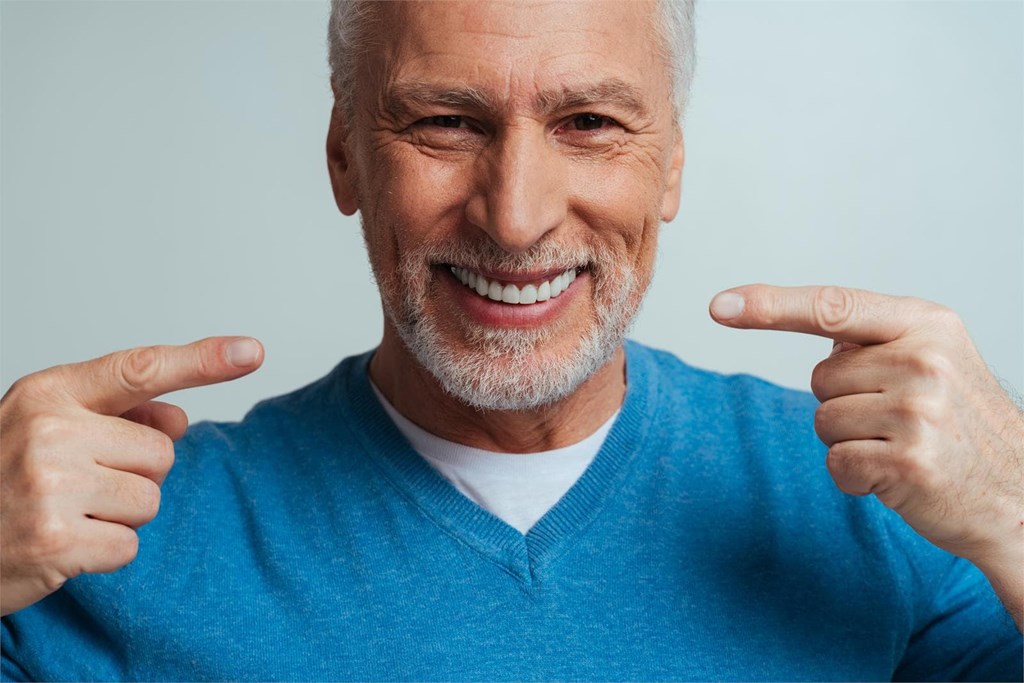 Cómo mejorar la forma y el color de tus dientes con odontología estética