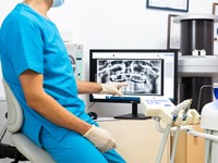Implantes de carga inmediata: recupera tu sonrisa en un solo día